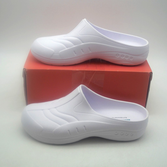 NEW Easy Spirit Martha Stewart Women's 8 White Slip On Garden Shoes Clogs - Picture 2 of 10